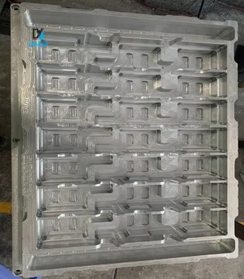 Khuôn tray linh kiện