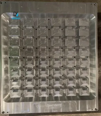 Khuôn tray linh kiện