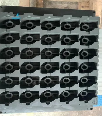 Khuôn tray linh kiện